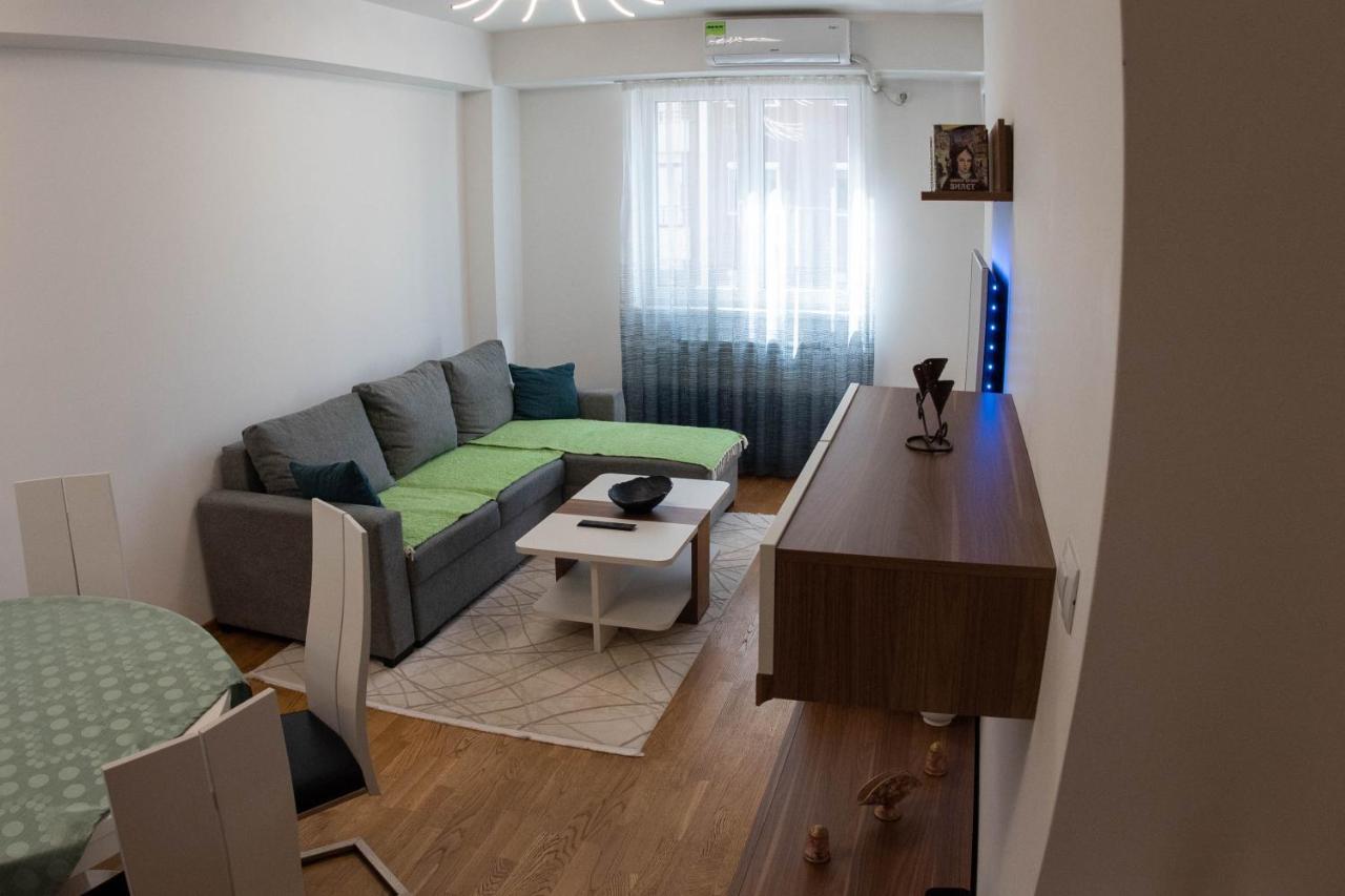 Lovely Apartment Skopje Luaran gambar